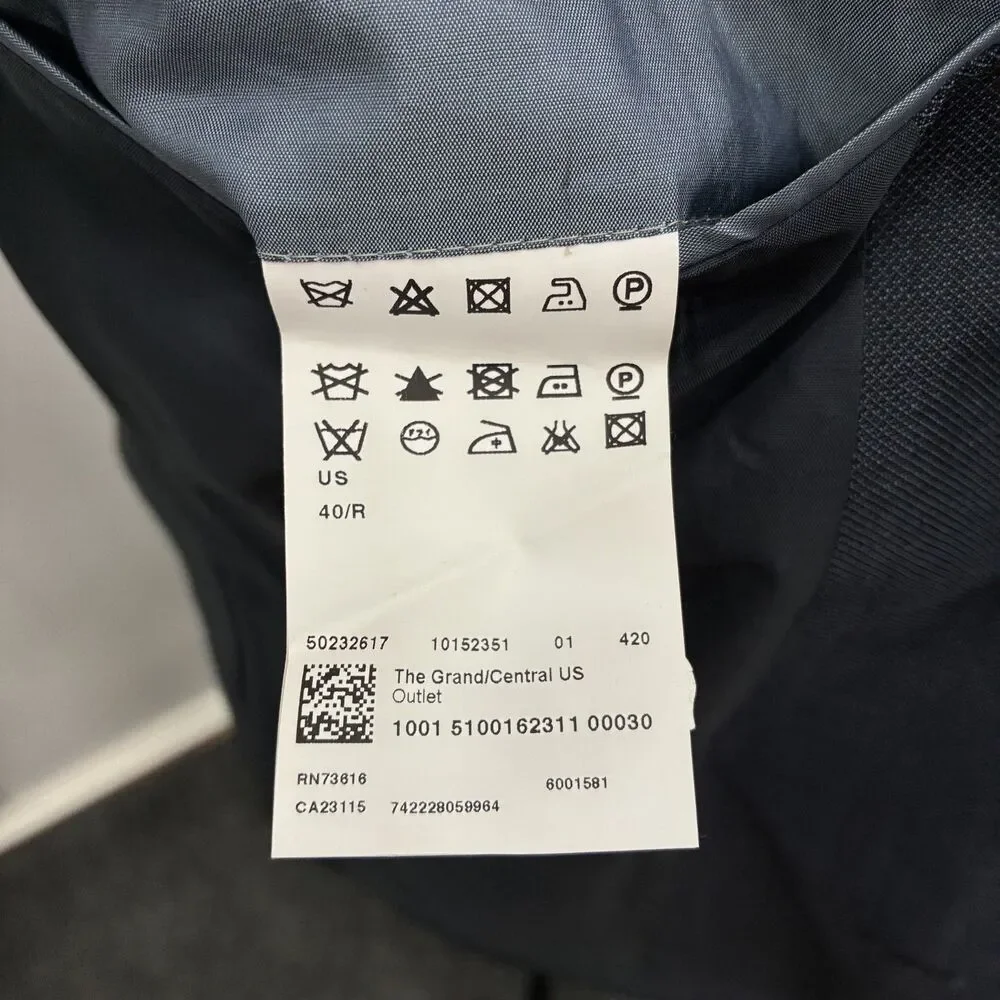 Hugo Boss 40R - W34 x L32 Blue Super 100's Wool Dual-Vent 2-Piece Suit